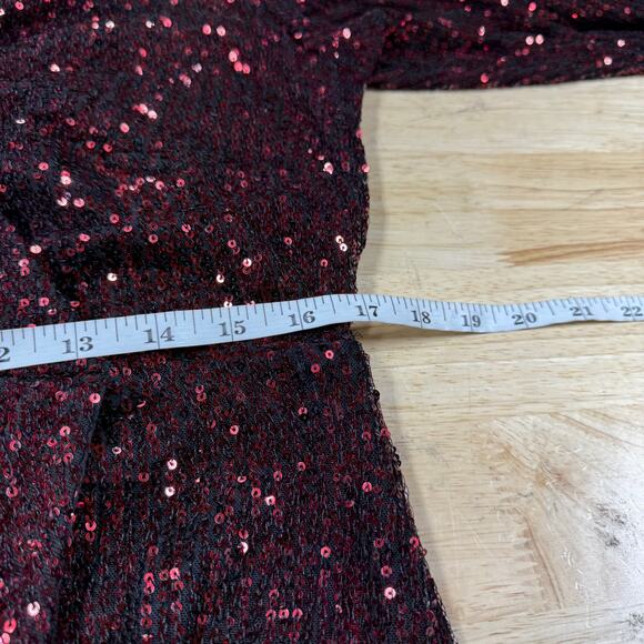 City Chic Plus Size Razzle Ruby Sequined Wrap Party Dress Size 12 Thread Pulls - Picture 8 of 16